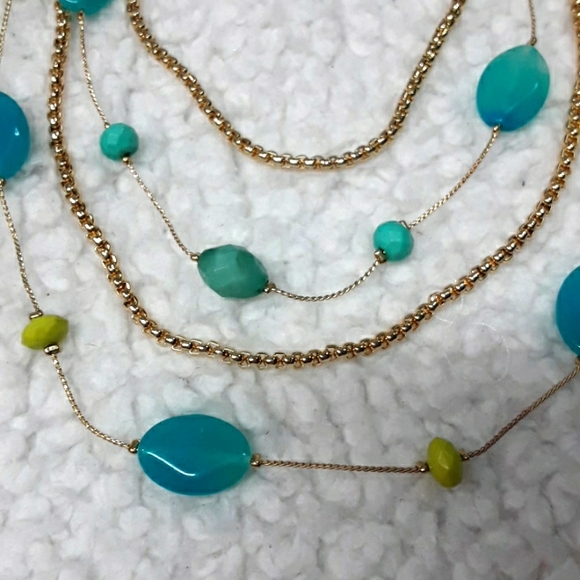 NWT New York & Company Necklace Quadruple Layer Single Fastener Gold Blue Green - Picture 7 of 9